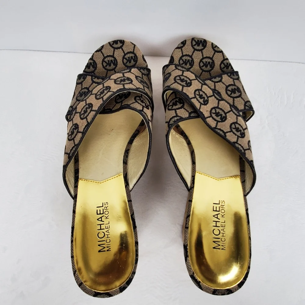 Michael Kors Wedge Heel 9